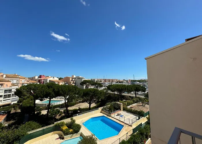 T1 Cap D\'Agde Piscine Port