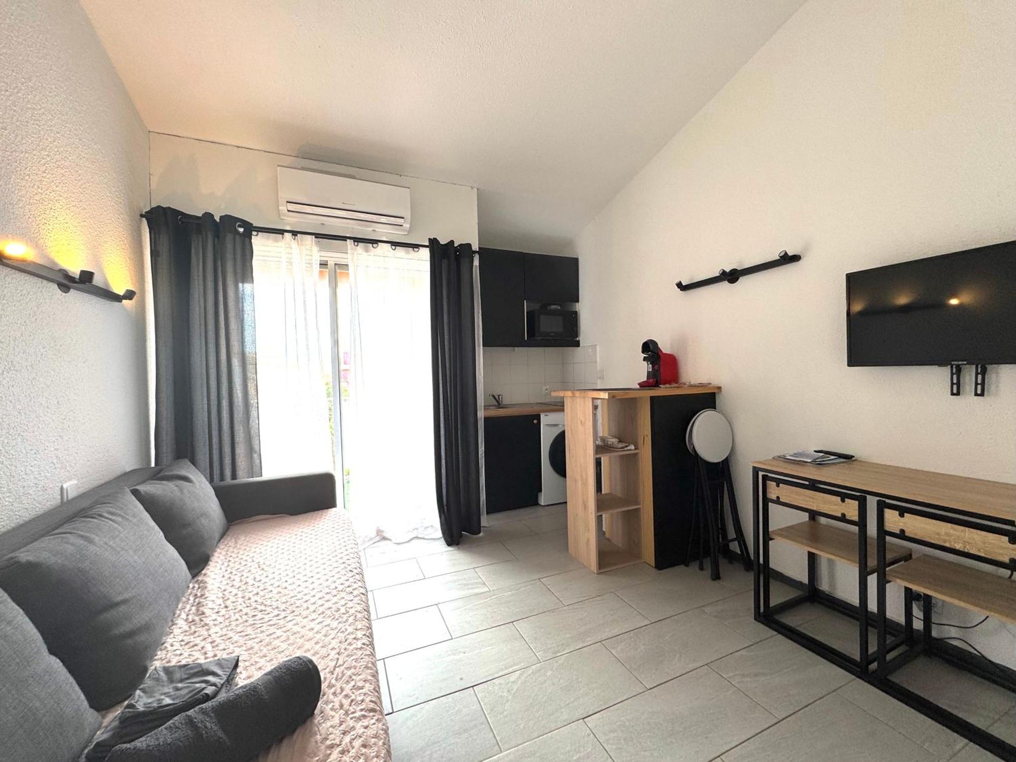 T1 Cap D'agde Piscine Port Apartment